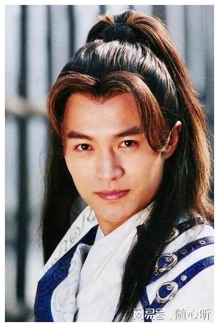 易倍体育网站：郑国霖：长相帅气演技好为何47岁依旧未婚(图11)