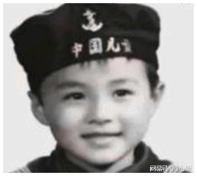 易倍体育网站：郑国霖：长相帅气演技好为何47岁依旧未婚(图2)