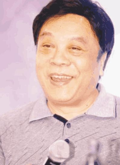 这三大男星居然常年戴假发!一头乌黑长发全是骗人的!(图5)