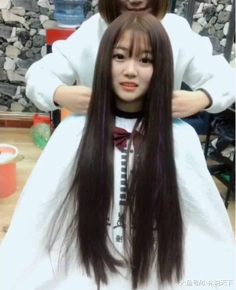 女孩被男友嫌弃是“男人婆”短发接长发后美的男友认不出!(图3)