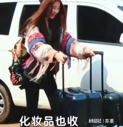 “巨婴”刘思琦：16岁吃饭靠人喂日花销过万如今状况让人惊讶(图14)