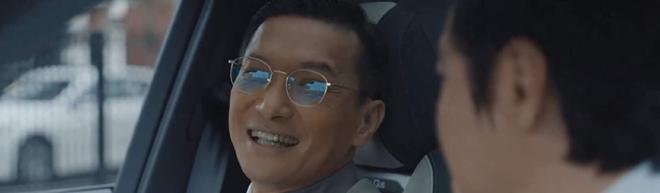 易倍体育网站：60岁TVB视帝罕见返港发量惊人被质疑戴假发本人正面回应(图8)