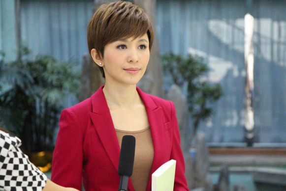 Emc易倍体育：这六位美女主持人背后的故事你可能不知道！(图11)