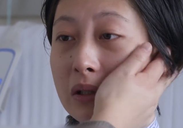 Emc易倍体育：26岁女博士得胰腺癌婆婆卖房只为治病丈夫受人质疑(图2)