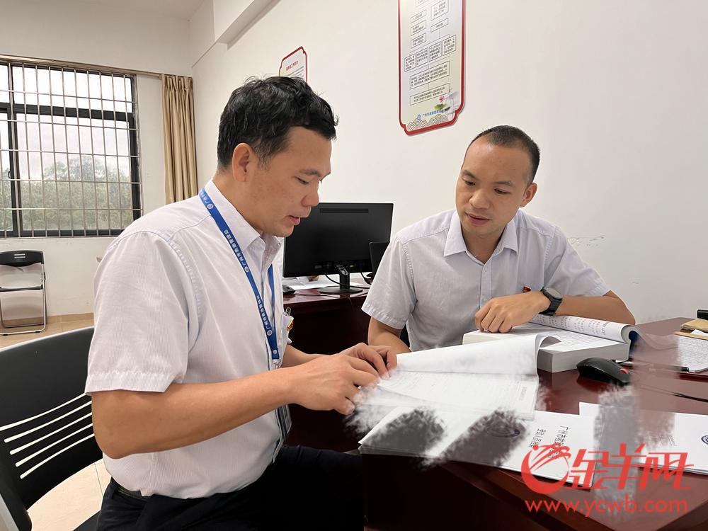 这位兼职“Tony老师”如何帮助千百个家庭团圆？(图3)