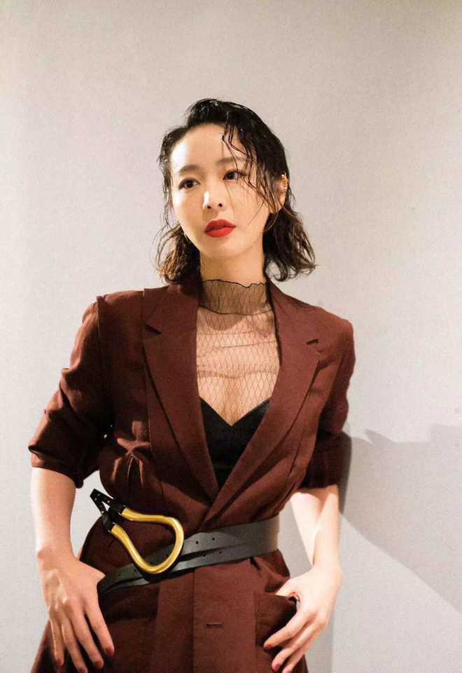 为什么高叶穿衣越华丽越俗气？和她的基因风格有关越稳重越大气(图9)