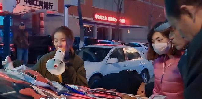 16岁要人追着喂饭每天上万开销的“巨婴”刘思琦现在过得如何(图6)