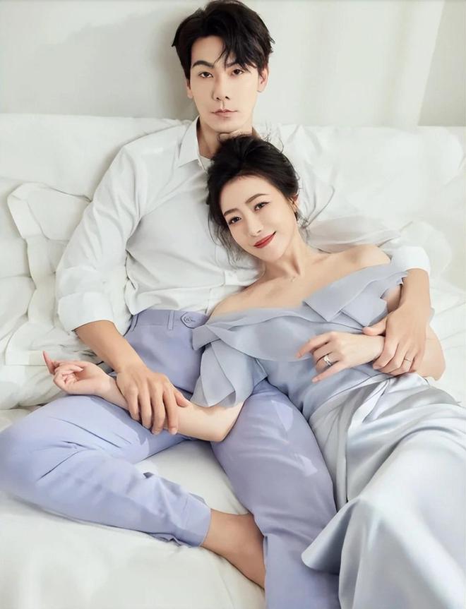 Emc易倍体育：49岁陈紫函七夕节晒婚纱照再次表态力挺老公戴向宇：你没错(图10)