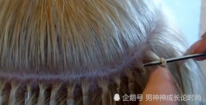 易倍体育网站：古装长发原来都是这样接上去的痛并快乐着很多人都第一次见(图1)