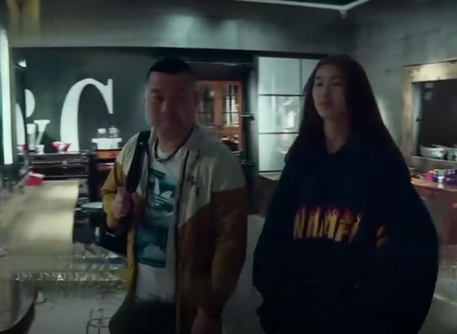 辽宁16岁巨婴刘思琦：吃饭靠妈喂每天花销过万今让人刮目相看(图13)