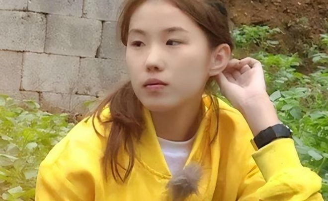 辽宁16岁巨婴刘思琦：吃饭靠妈喂每天花销过万今让人刮目相看(图17)