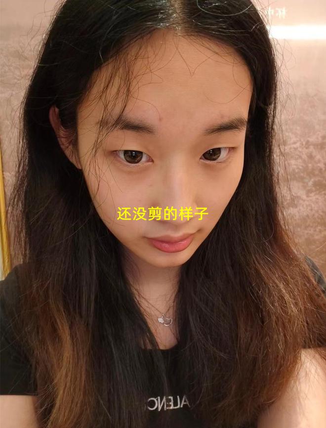 广东女子理发后崩溃了感觉图片仅供参考把她都给弄成爆炸头了(图3)