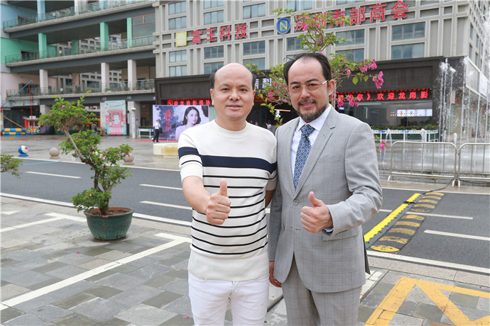 易倍体育网站：真人发假发怎么辨别？告诉你一个简单方法轻松分辨超实用！(图6)
