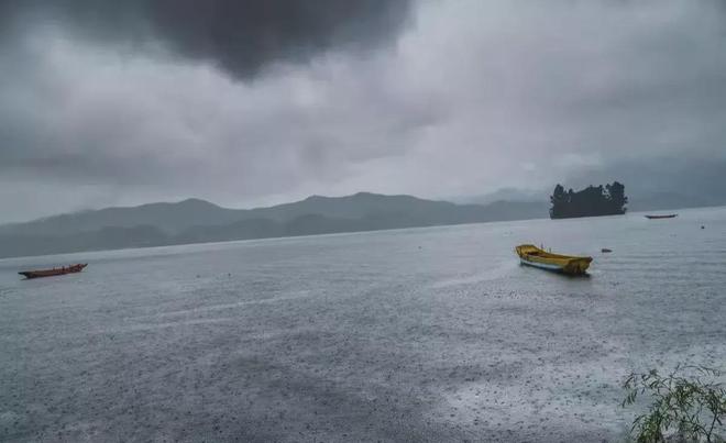 今日十一月初三农谚讲：“最怕冬月初三雨”下雨有啥说法？(图2)