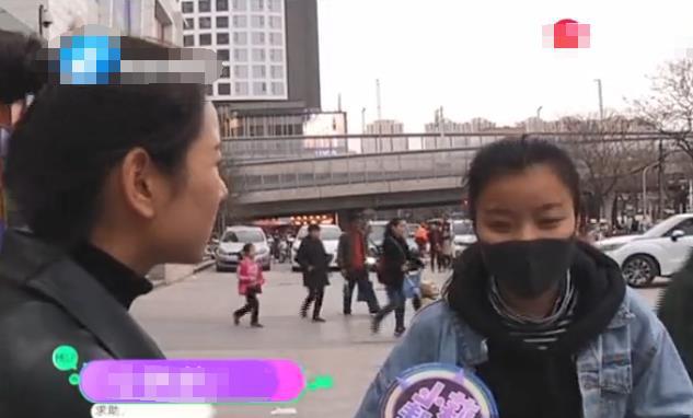 女子为相亲特意去接头发结果一洗全掉了美发店：是两年前的货(图2)