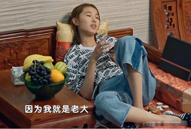 易倍体育网站：辽宁第一巨婴喂饭穿衣不离妈日耗巨款仍不满足今竟变成这样(图5)