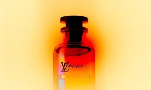 嗨特购获融资；Balenciaga入驻京东；LV发布男装创意总监香水(图8)