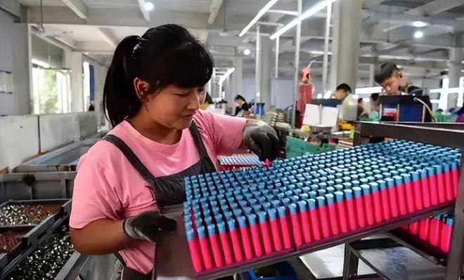 易倍体育网站：中国如何用1块钱的东西拿捏13亿人的市场？欧美又为何抢不走(图2)
