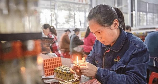 易倍体育网站：中国如何用1块钱的东西拿捏13亿人的市场？欧美又为何抢不走(图4)