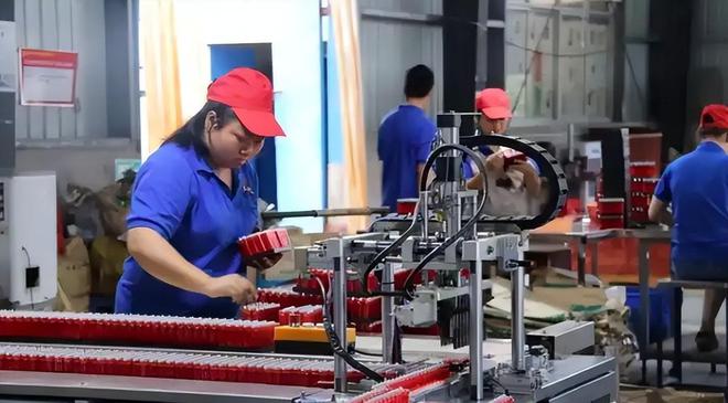 易倍体育网站：中国如何用1块钱的东西拿捏13亿人的市场？欧美又为何抢不走(图13)