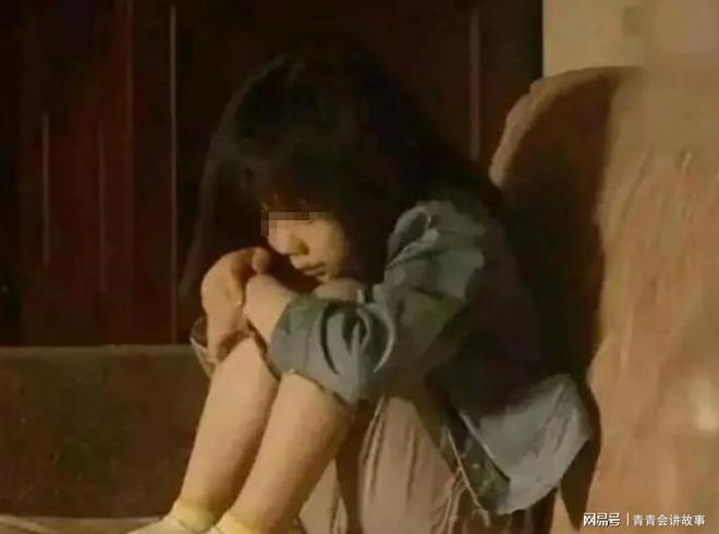 回顾：恶魔父亲虞天华被执行死刑押往刑场前高喊：这辈子值了(图1)