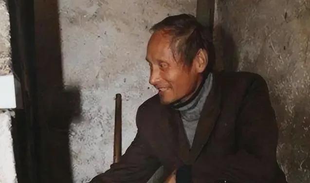 Emc易倍体育：安徽48岁光棍因酷似普京被俄罗斯富婆追求后来怎样了？(图11)