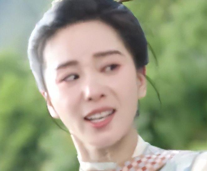 从头到脚皆可替？38岁刘诗诗这个镜头戳穿多少流量明星的体面(图10)