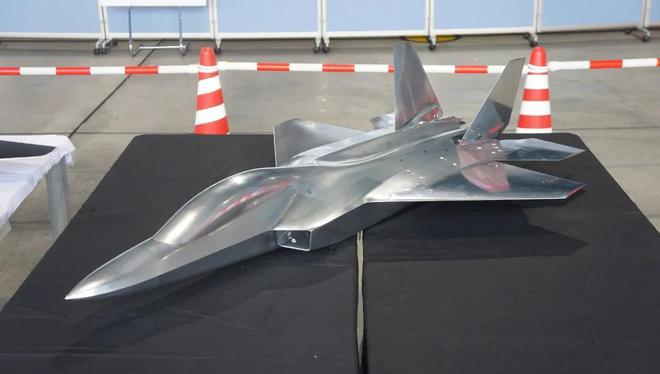 什么情况！日本推出了自己的第6代战斗机F-X？(图6)