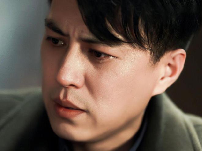 易倍体育网站：明星参加两会须素颜上阵没了团队包装与滤镜遍地普男普女(图2)