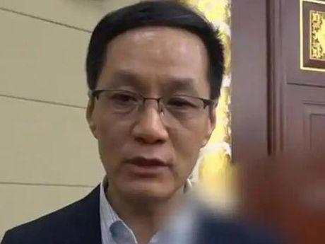 易倍体育网站：明星参加两会须素颜上阵没了团队包装与滤镜遍地普男普女(图7)