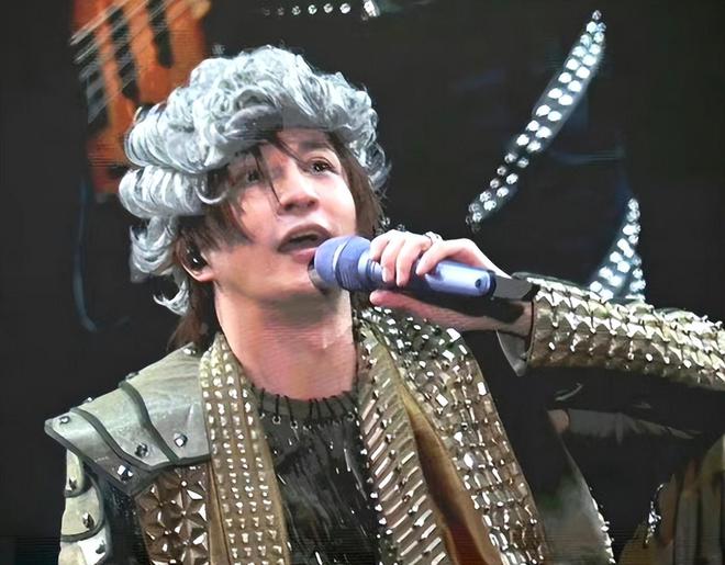 假发假臀假身高杨幂、沈梦辰、张一山个个离谱又惊人！(图7)