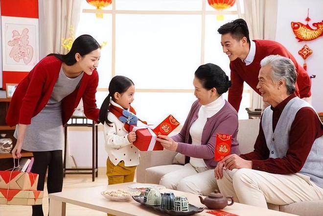 压岁钱是除夕给还是初一给两者区别很大快过年了千万别弄错(图12)