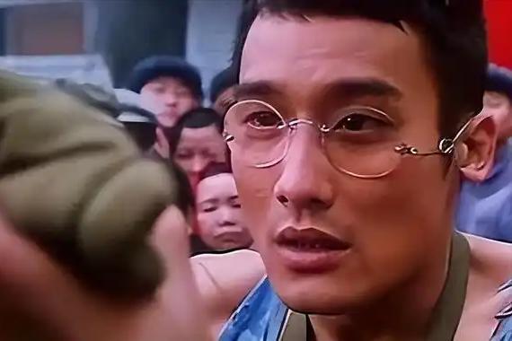 央妈对梁家辉的偏爱隔着屏幕都要溢出来了！每秒几百万他也值得(图14)