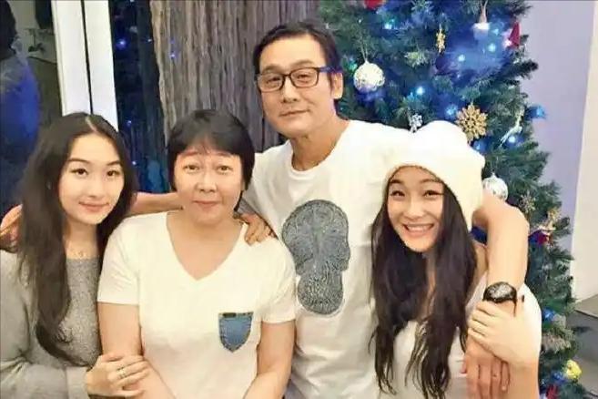 央妈对梁家辉的偏爱隔着屏幕都要溢出来了！每秒几百万他也值得(图20)