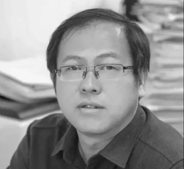 年仅52岁山西日报社干部张云去世亲友发声生前照片很憔悴！(图3)