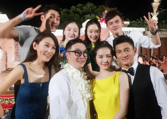 嫁给“老男人”的5位女星个个肤白貌美、气质超群到底图个啥(图9)