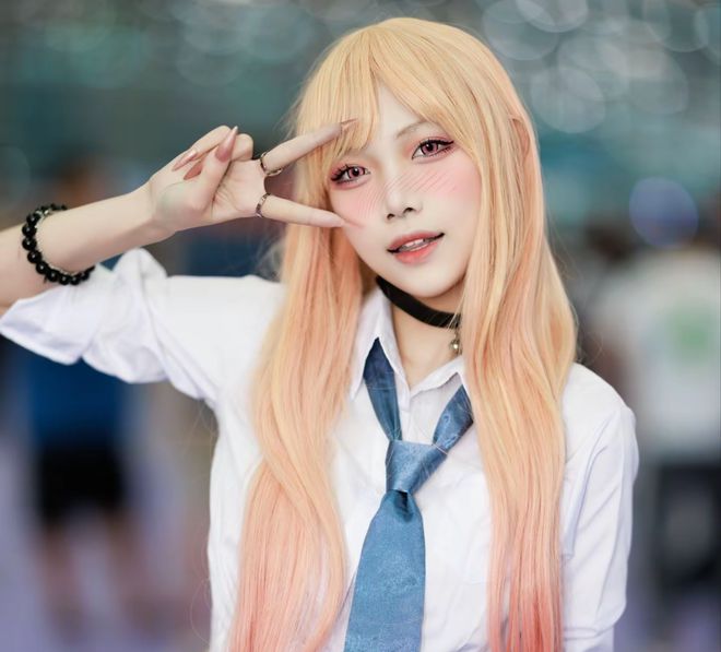 广东美女简小淇去世！仅21岁获校园十大歌手第一模样俊俏且酷(图3)