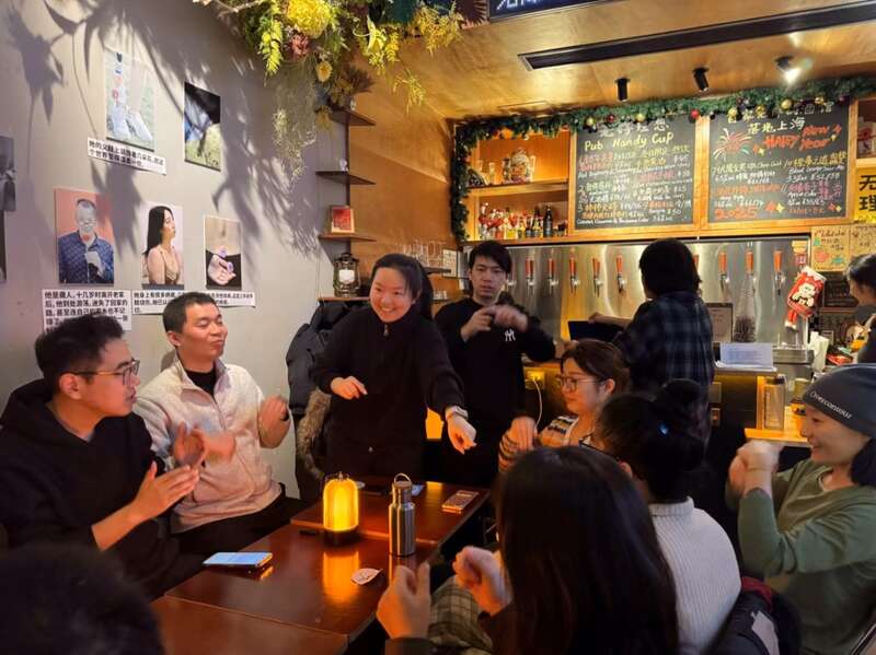 30平米的无障碍酒吧里我们将偏见折叠又摊开(图4)