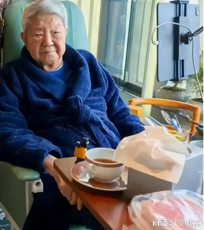 蔡澜弟弟去世！享年78岁死因曝光哥哥蔡澜无法出席弟弟葬礼(图9)