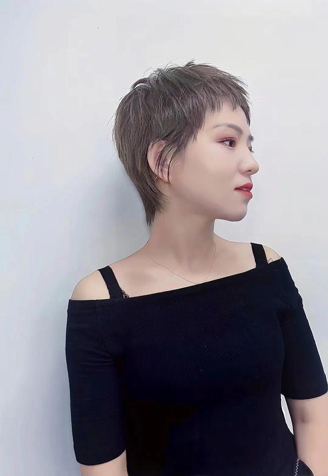 短发新势力：重塑风格绽放多元魅力(图1)