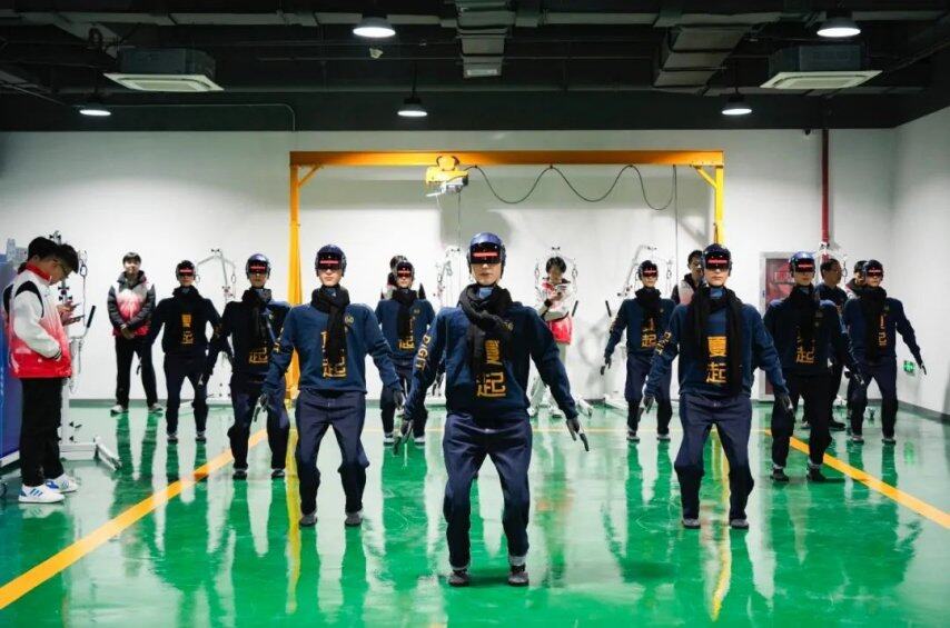 拿下数亿订单大型央国企是其客户深圳人形交互机器人公司融资数千万｜硬氪首发(图2)