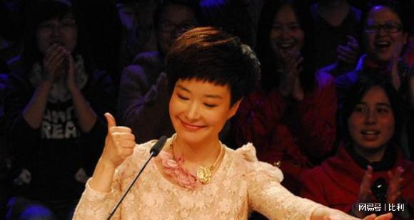 王雪纯：父亲是中央电视台台长自己是才女为何结婚30年无子女(图8)