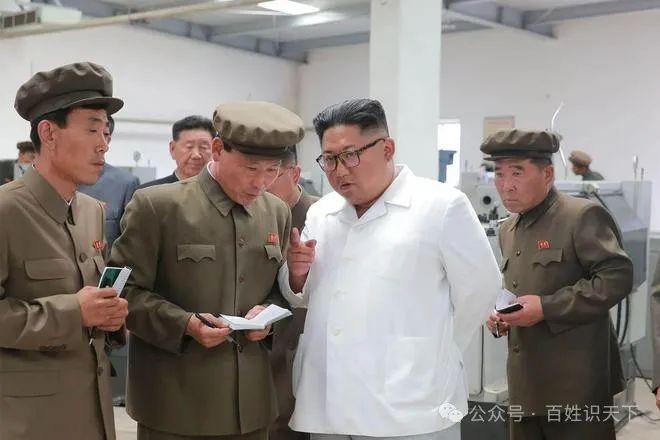 朝鲜每年对华出口20亿的真相：假睫毛背后的血汗铁矿堆里的叹息(图2)