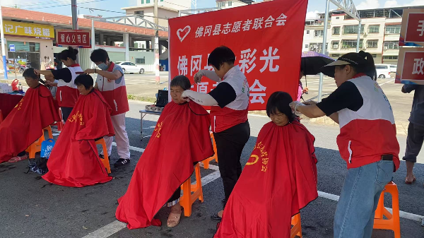 家门口的文明盛宴热闹开市！“文明迳头·微光集市”首场活动人气爆棚！(图6)