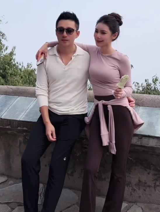 马筱梅晒最新美食照和汪小菲心情不受影响婚礼将照常举行(图6)